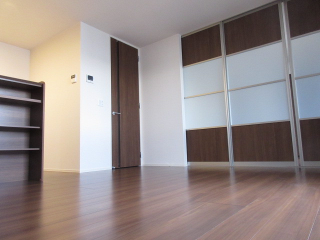 その他部屋・スペース　南向きで日当たり良好です。