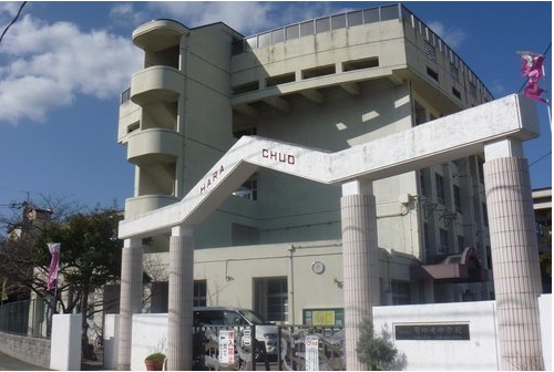 中学校　福岡市立原中央中学校（中学校）まで885m
