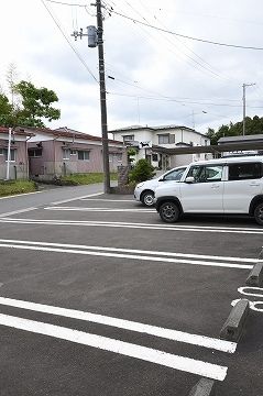 【相馬市小野のアパートの駐車場】