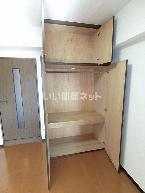 【津市栗真町屋町のマンションの収納】