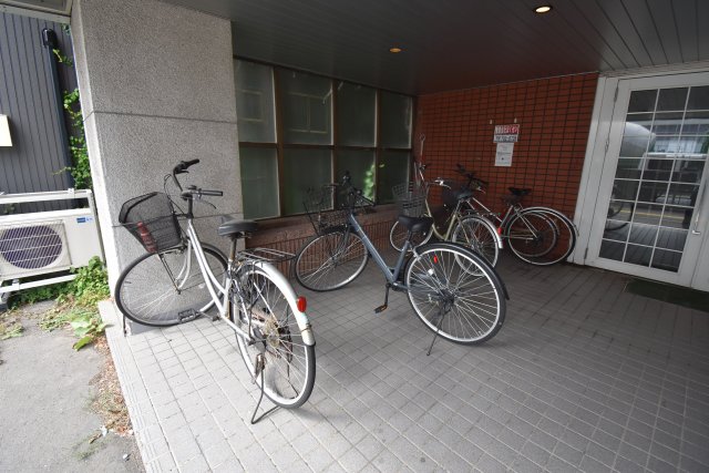 【札幌市中央区北一条東のマンションの建物外観】