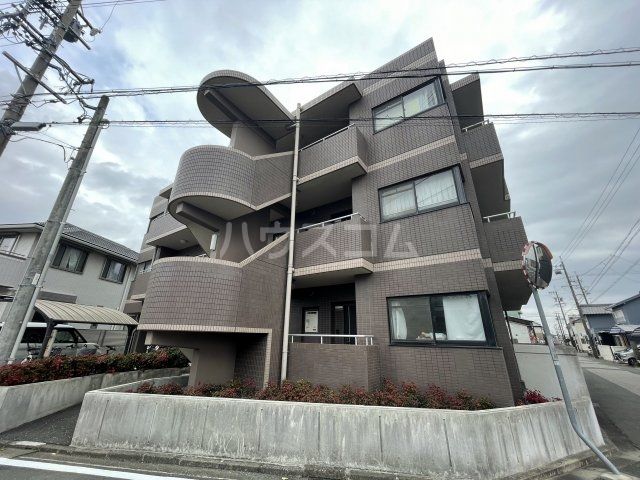 豊橋市瓦町のマンションの建物外観