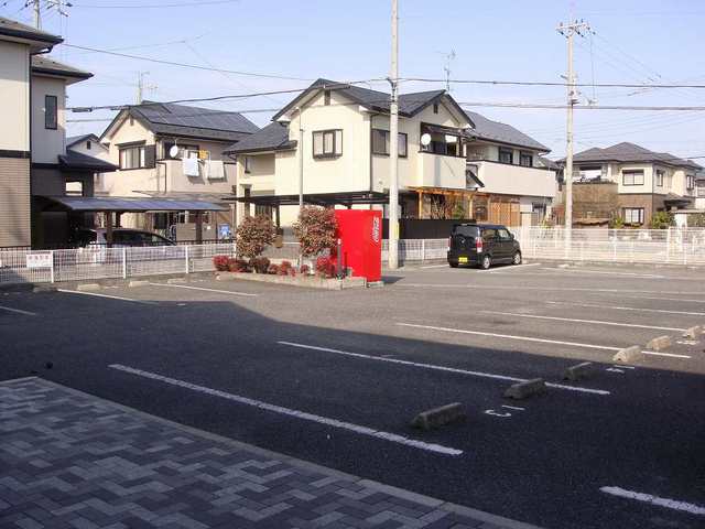 【コータ・コートAの駐車場】