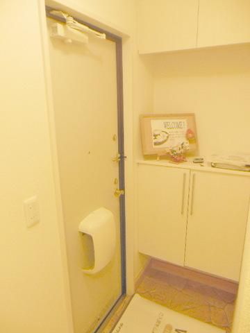 玄関　★お部屋探しは株式会社タウンハウジング東京まで★