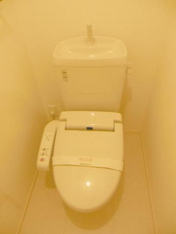 トイレ　★お部屋探しは株式会社タウンハウジング東京まで★