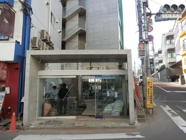 【ZOOM渋谷神山町のエントランス】