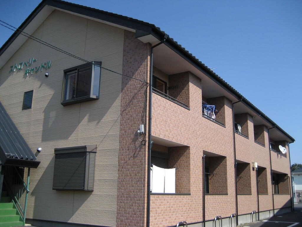 ストロベリーキャンドル_トップ画像