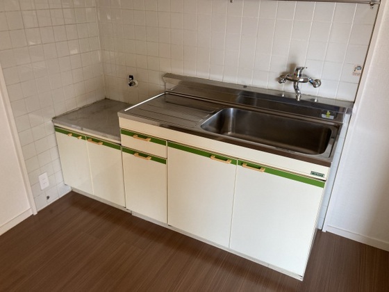キッチン　※別号室の写真です