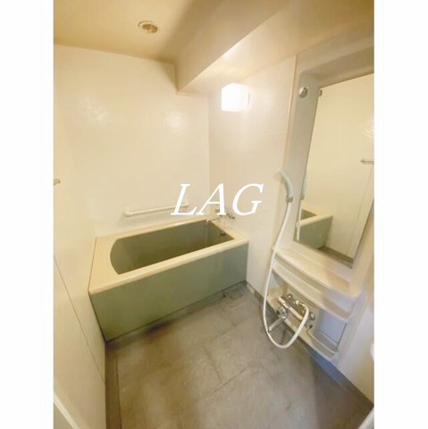 バス・シャワールーム　お風呂です。