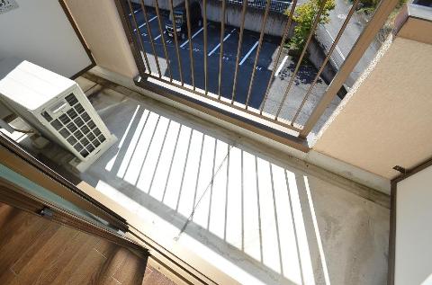 バルコニー　ベランダ