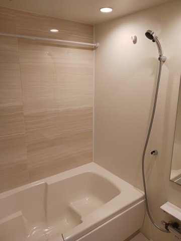 バス・シャワールーム　お風呂で日々の疲れを落としましょう