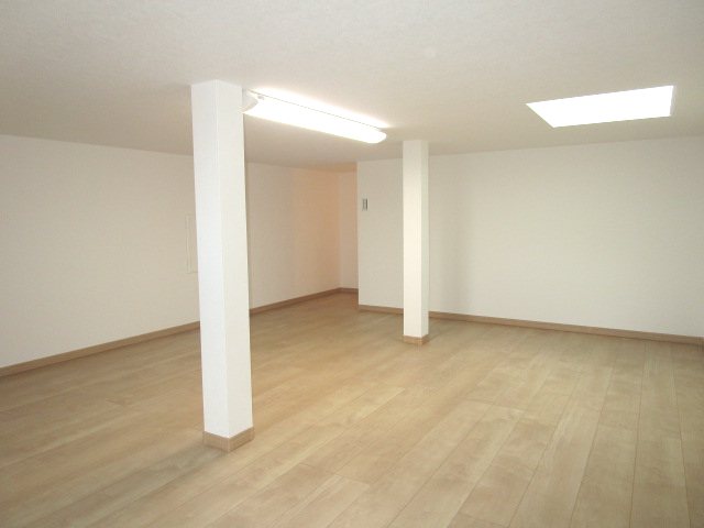 その他部屋・スペース　小屋裏収納