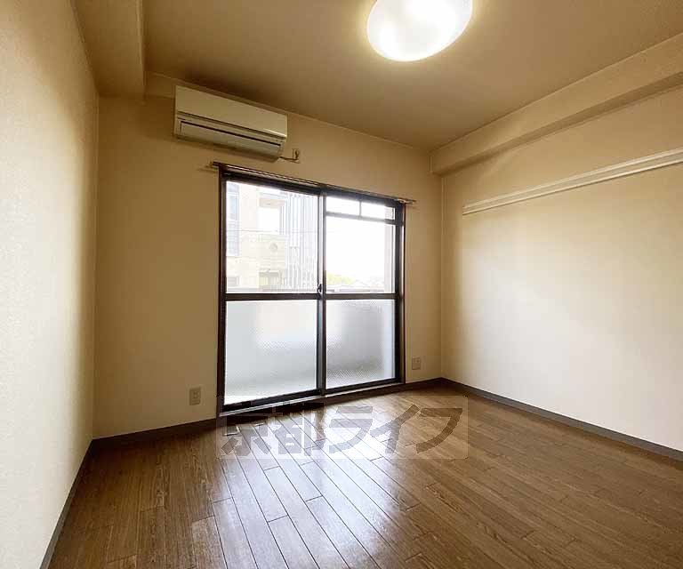 居室・リビング　ＪＲ嵯峨嵐山駅徒歩５分