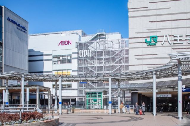 ショッピングセンター　八王子OPA（ショッピングセンター）まで755m