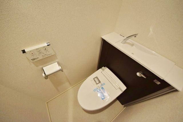 トイレ　★洗浄機付きトイレ★