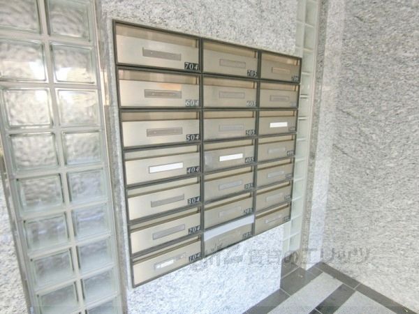 ロビー　集合ポスト