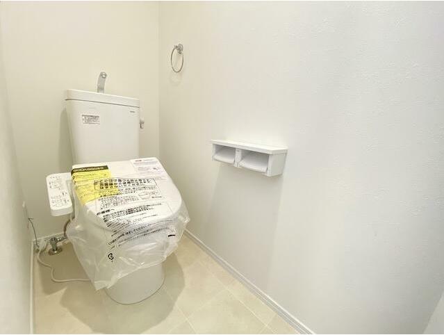 トイレ　落ち着いた色調のトイレです♪