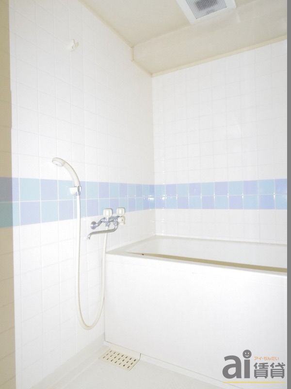 バス・シャワールーム　～同仕様写真～