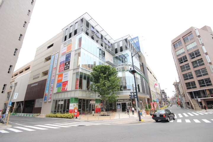 ショッピングセンター　フジグラン広島（ショッピングセンター）まで595m