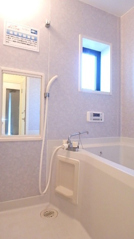 バス・シャワールーム　図面と現状に相違がある場合には現状を優先