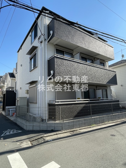 建物外観　インターネット使用料無料なお部屋です。