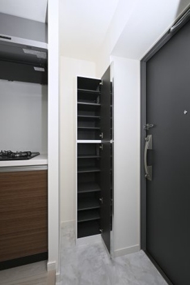 玄関　シューズボックス付きの玄関です♪