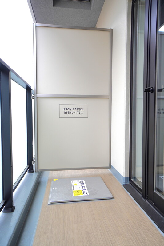 バルコニー　バルコニー