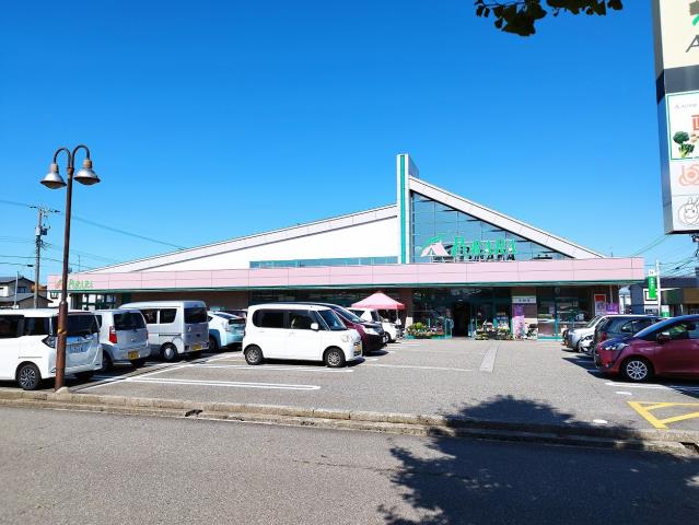 スーパー　プララＡコープ富奥店（スーパー）まで1057m