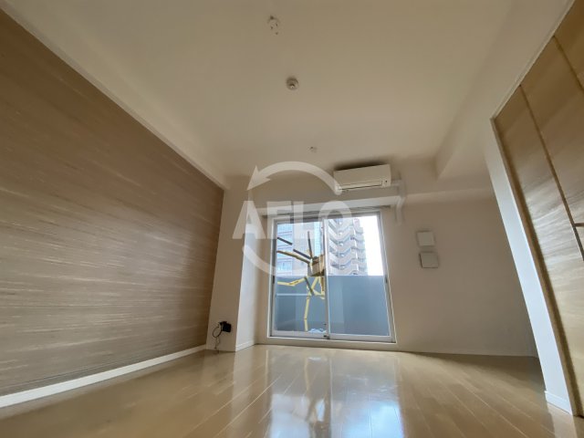 居室・リビング　ラルーチェ北梅田　洋室