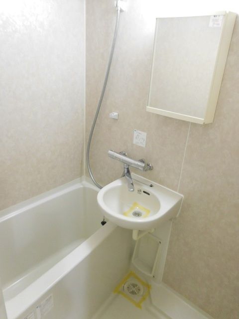 バス・シャワールーム　ＨＦ練馬レジデンス 練馬区練馬３丁目