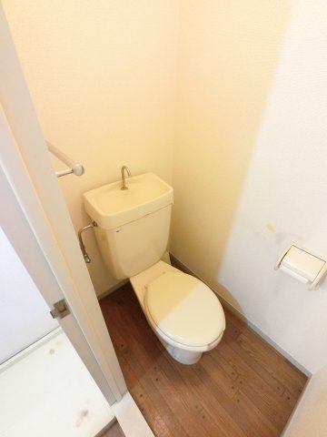 トイレ　※温水洗浄便座になります