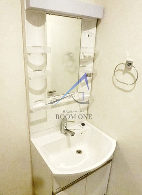 洗面設備　独立洗面台です。