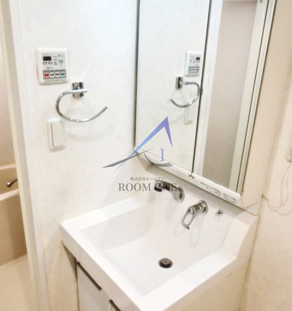 洗面設備　洗面台です。