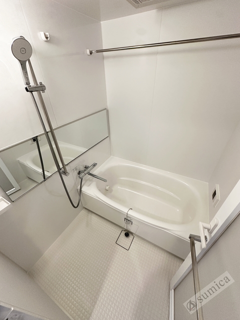 バス・シャワールーム　追い炊き・浴室暖房乾燥機付きバスルーム♪