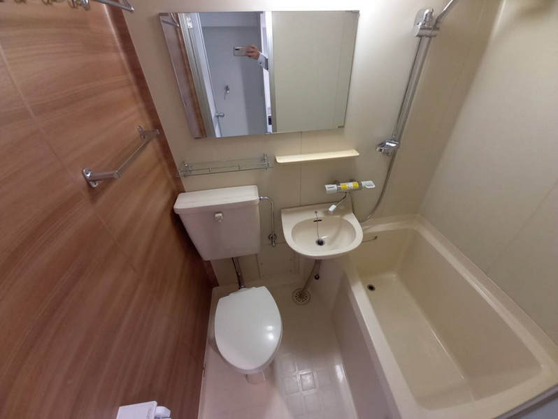 バス・シャワールーム