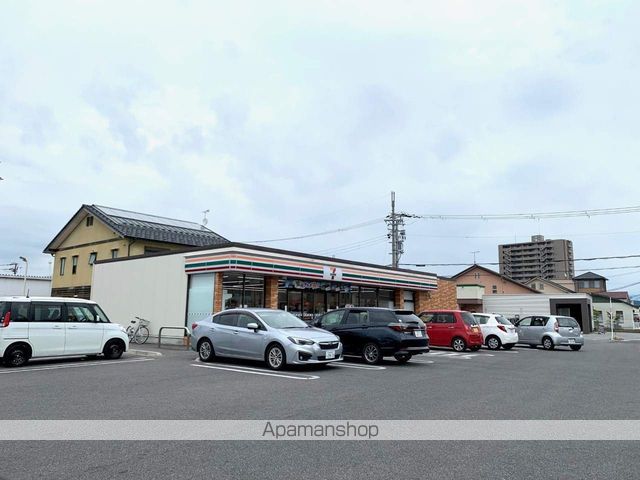 コンビニ　セブン－イレブン能登川中学校前店（コンビニ）まで418m