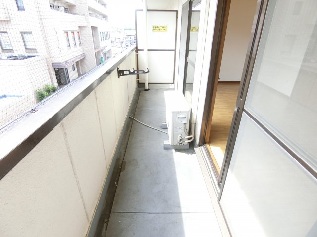 バルコニー　同物件別部屋イメージ写真