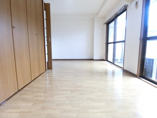 居室・リビング　同物件別部屋イメージ写真