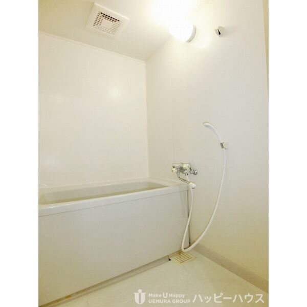 バス・シャワールーム　現況優先です。