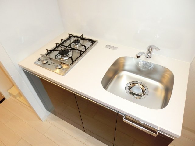 キッチン　同物件別号室の写真です。