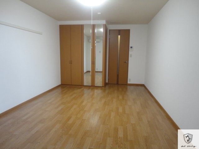 居室・リビング　洋室１