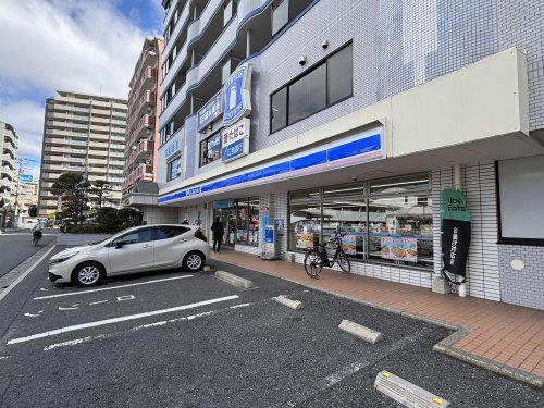 コンビニ　ローソン 広島中筋二丁目店（コンビニ）まで698m