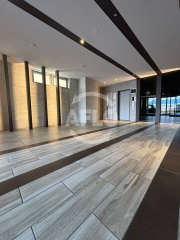 ロビー　フォーリアライズ大正ノーブル　ロビー