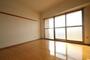居室・リビング　※別部屋の写真です