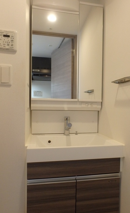 洗面設備　忙しい朝には欠かせない洗面所です♪