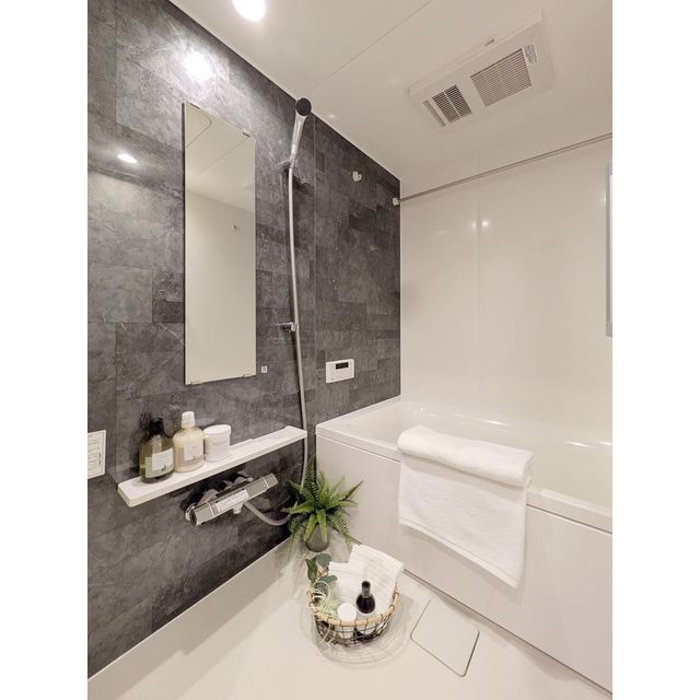 バス・シャワールーム　※家具・家電の備え付けはありません