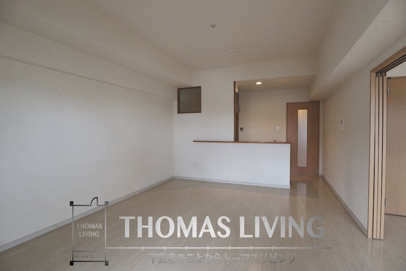 居室・リビング　明るいリビングです。