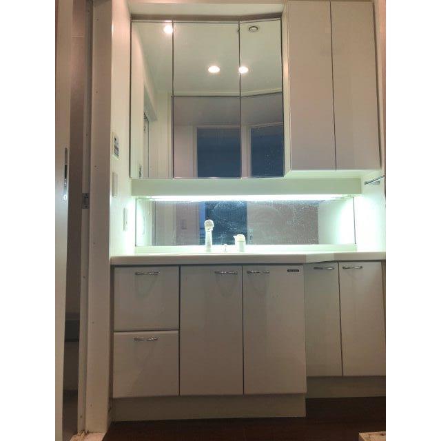 洗面設備　洗面化粧台