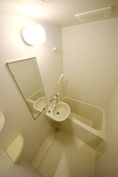 バス・シャワールーム　別室参照