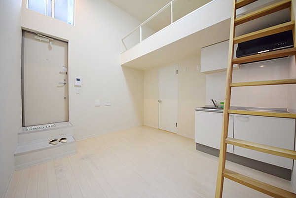 居室・リビング　別室参照